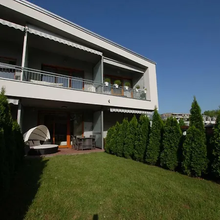 Silver Delux Apartman Balatonfured Exterior photo